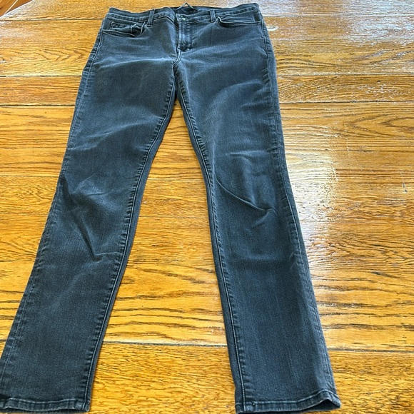 J Brand black jeans. Skinny Leg Vanity, size 31. - Picture 1 of 10